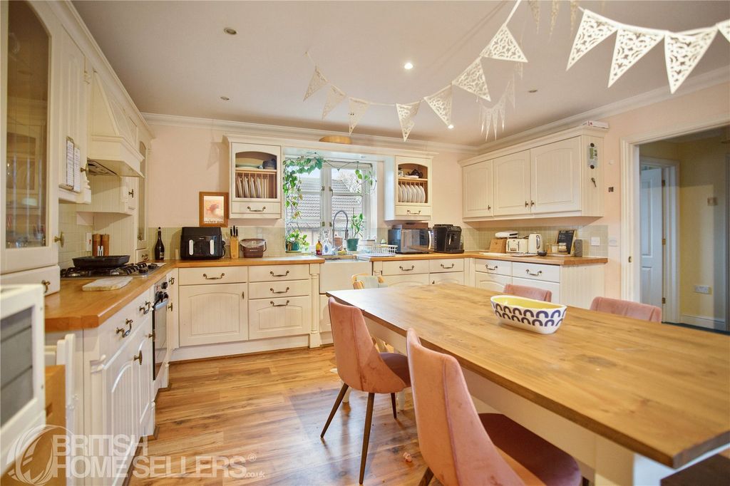 Property photo 2 of 15 Picture No. 09