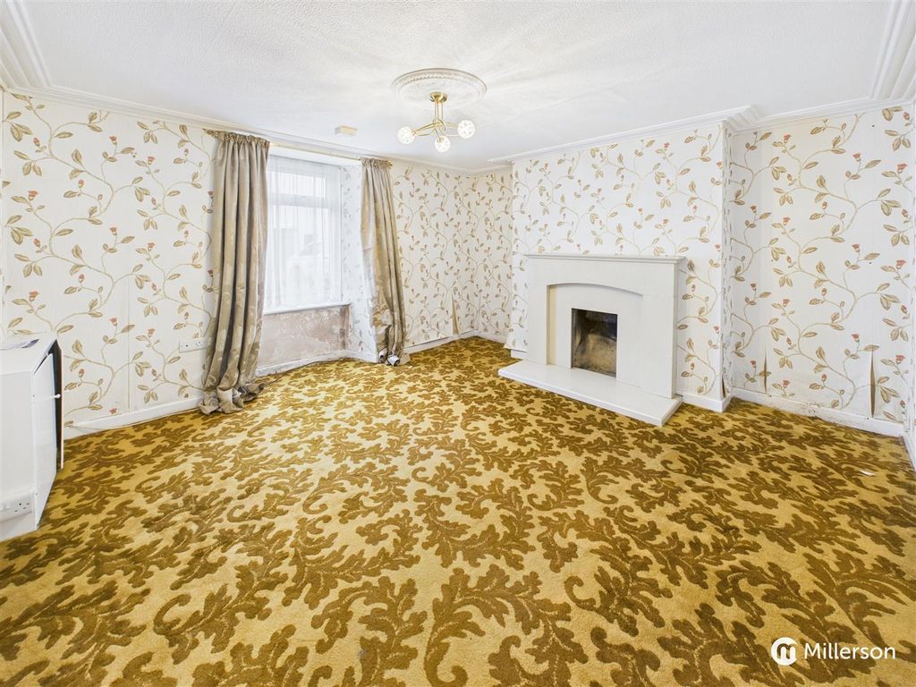 Property photo 3 of 19 Cam05092G0-Pr0137-Still001.Jpg