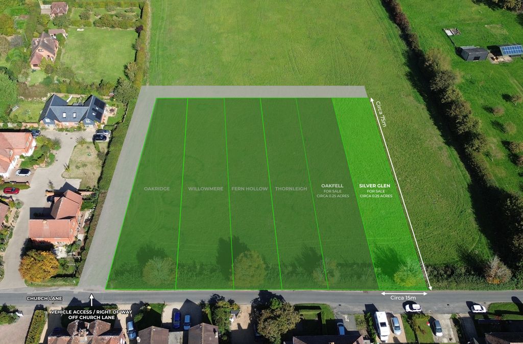 Property photo 1 of 8 Silver Glen