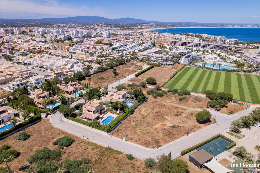 Property photo 3 of 7