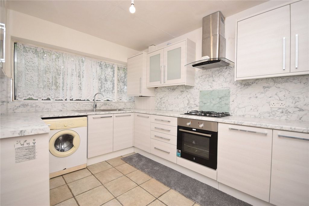 Property photo 2 of 11 Picture No. 02