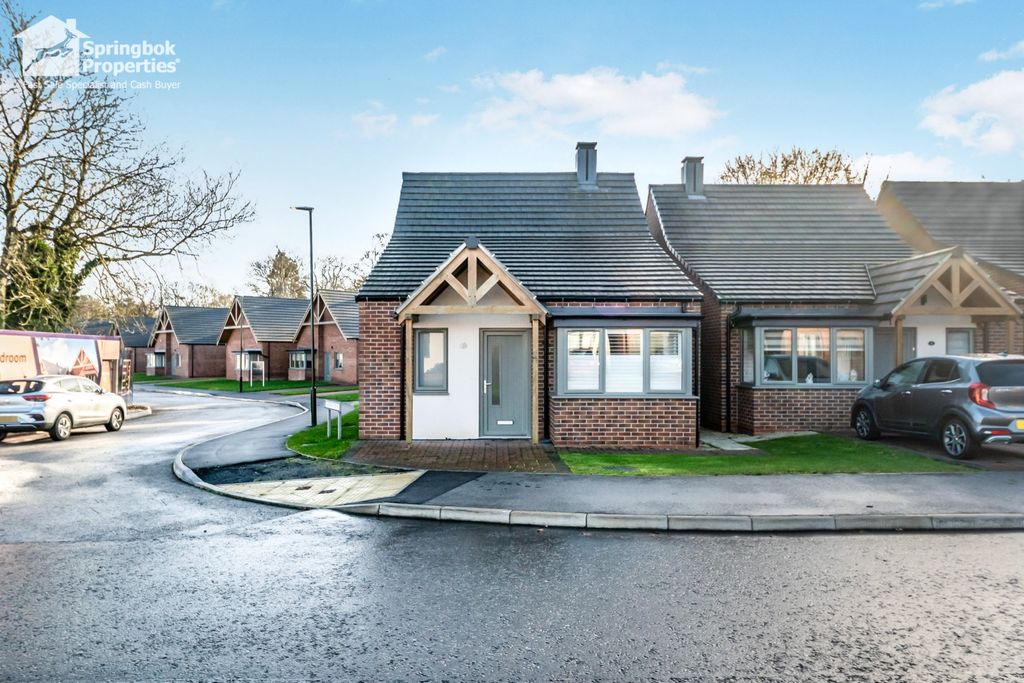 Property photo 1 of 21 Front View