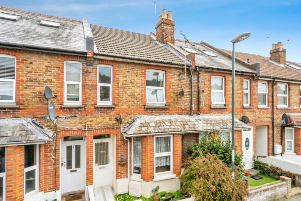 Property photo 2 of 8