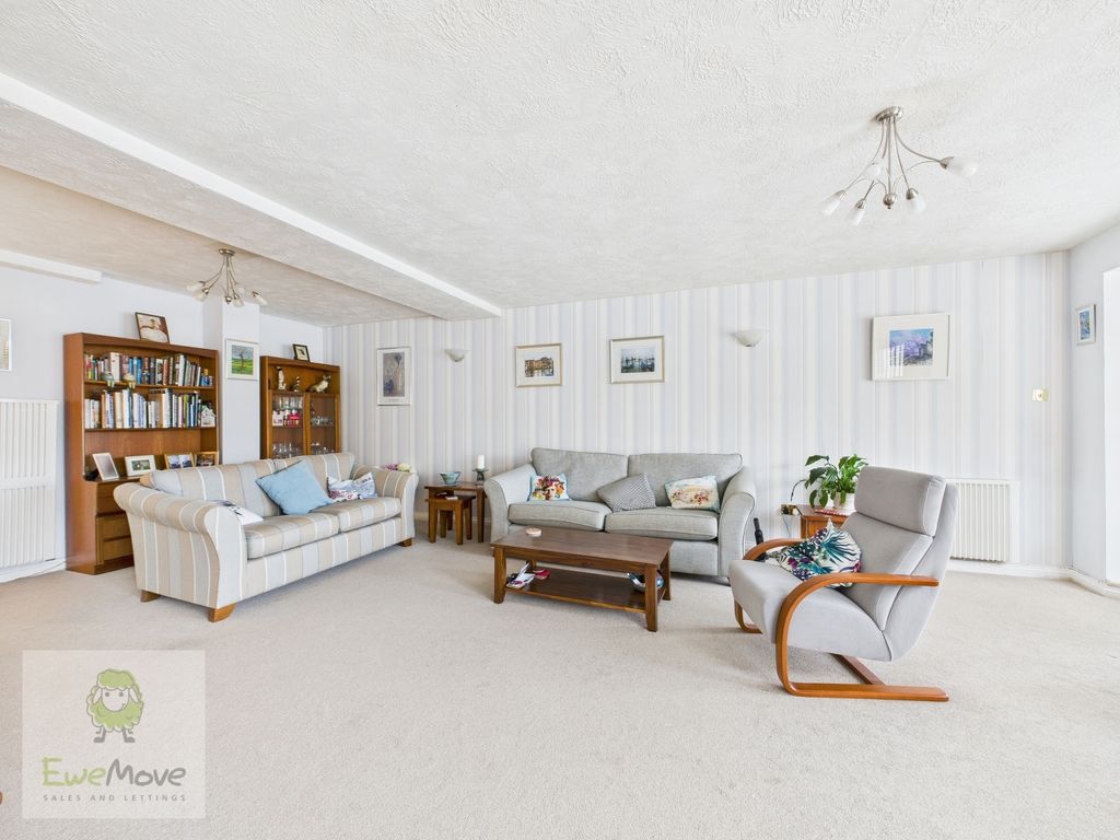 Property photo 2 of 15 Living Dining Room