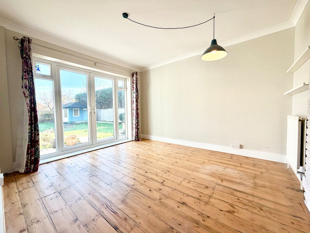 Property photo 2 of 13 Picture 2