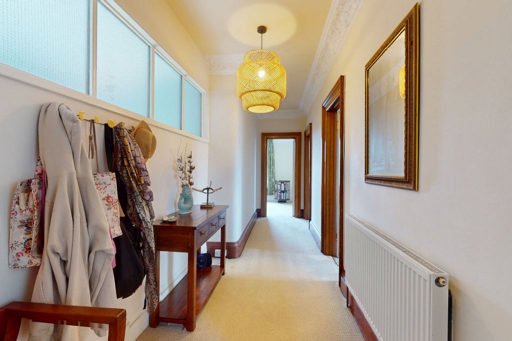 Property photo 3 of 22 Picture No. 96