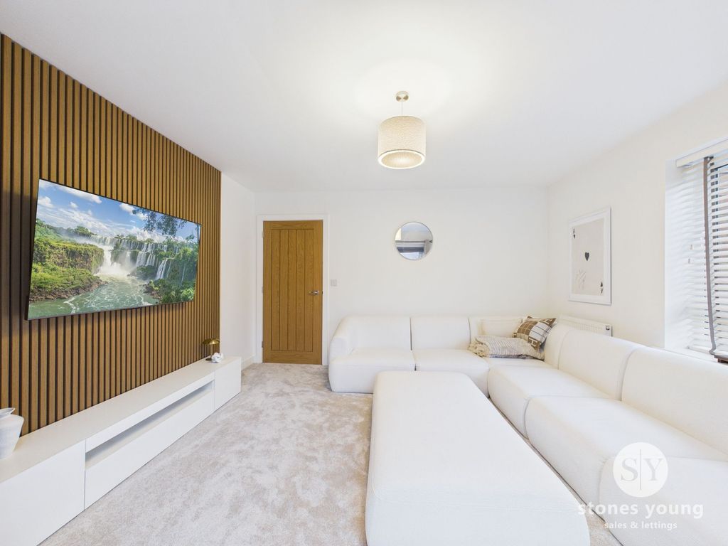 Property photo 3 of 21