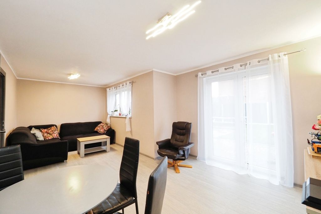 Property photo 2 of 20 Lounge/Diner