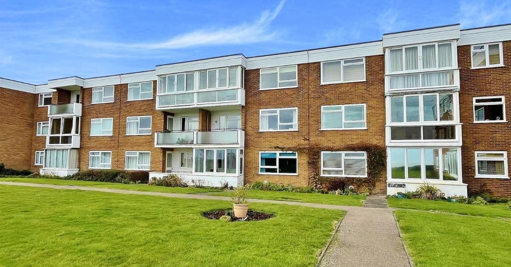 Property photo 1 of 20 Dolphin Court Front.Jpg