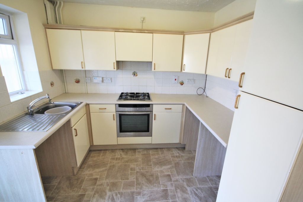 Property photo 3 of 9 Img_0830