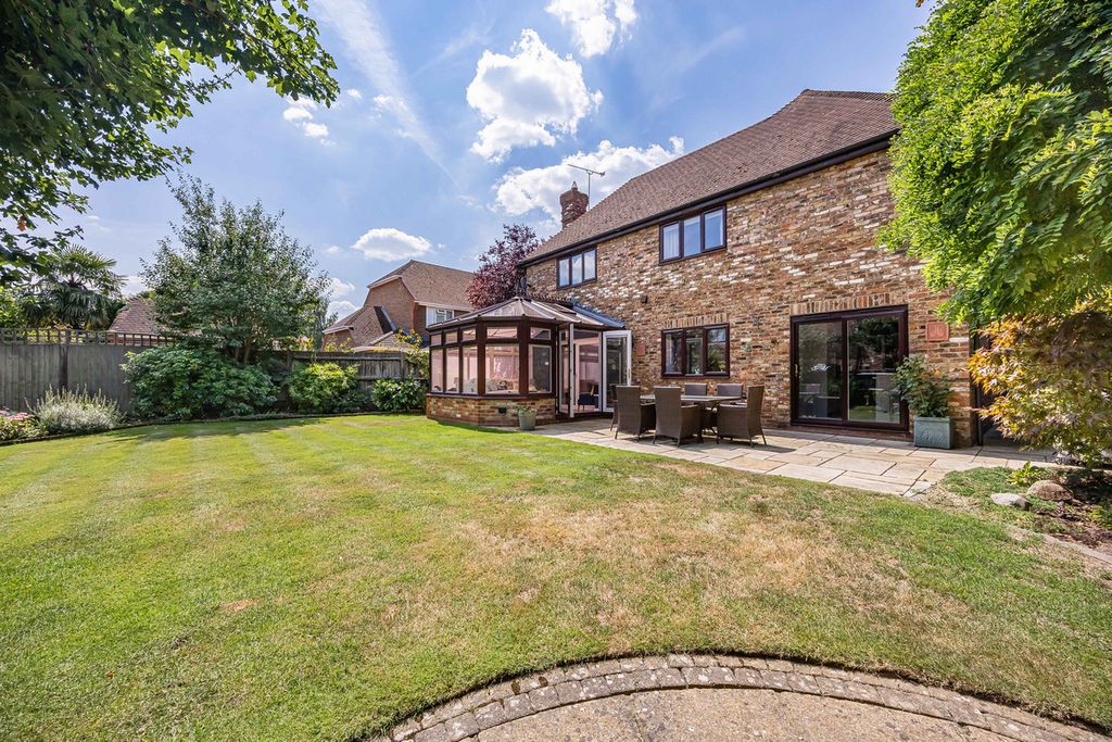 Property photo 2 of 30