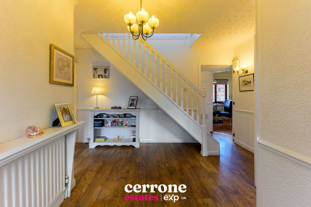 Property photo 2 of 24