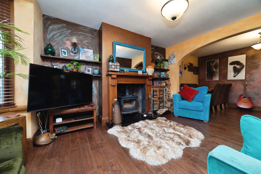 Property photo 3 of 15