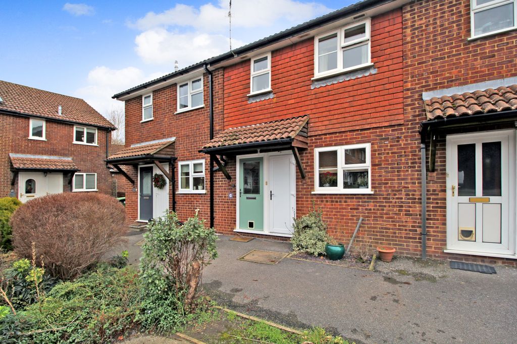 Property photo 1 of 11 Front External