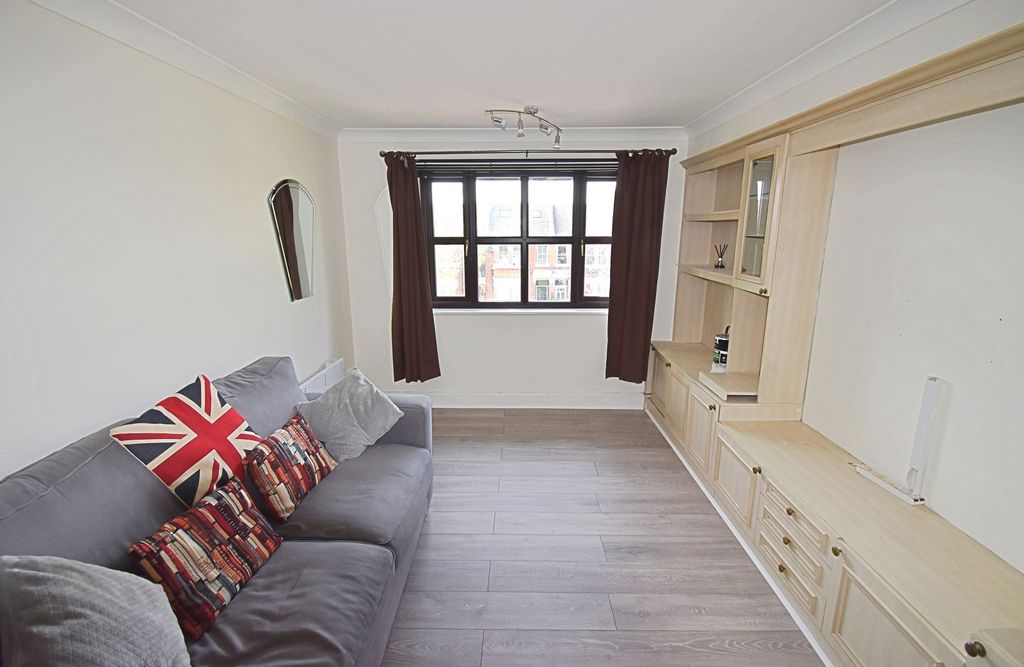 Property photo 3 of 10 Not Specified