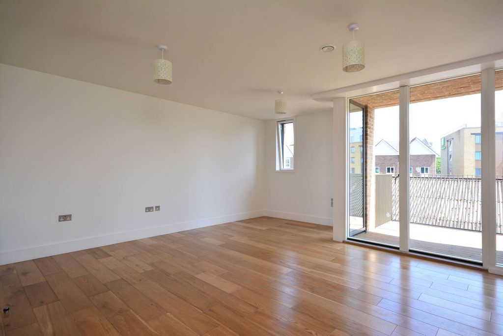 Property photo 2 of 7
