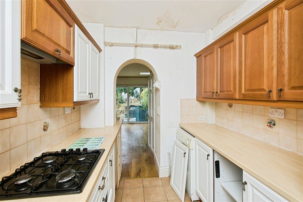 Property photo 2 of 20