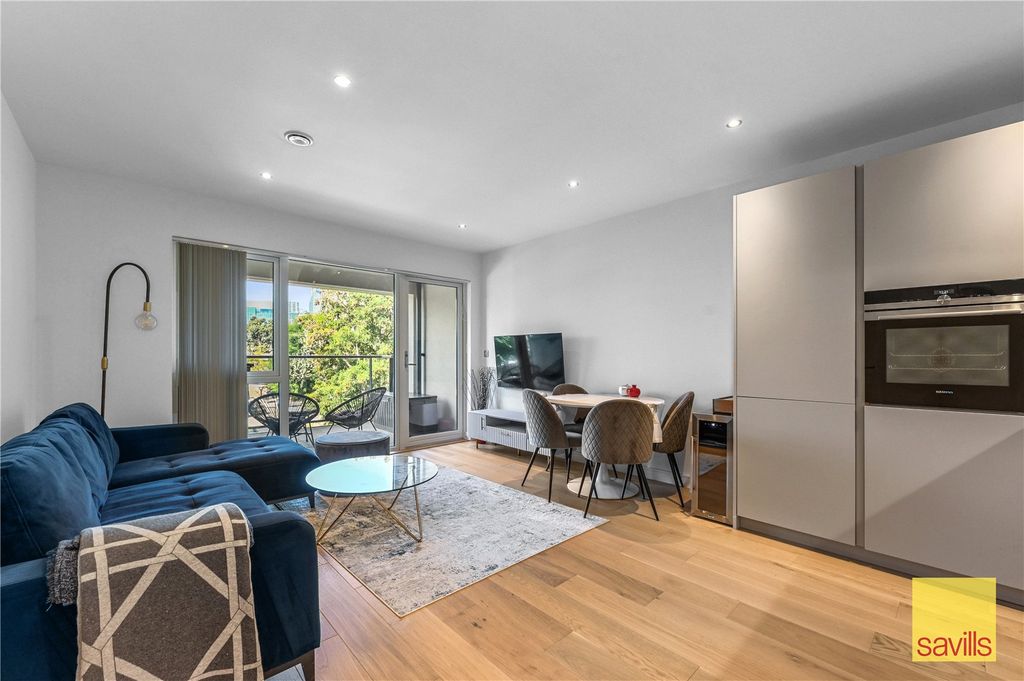 Property photo 1 of 18 Reception Room