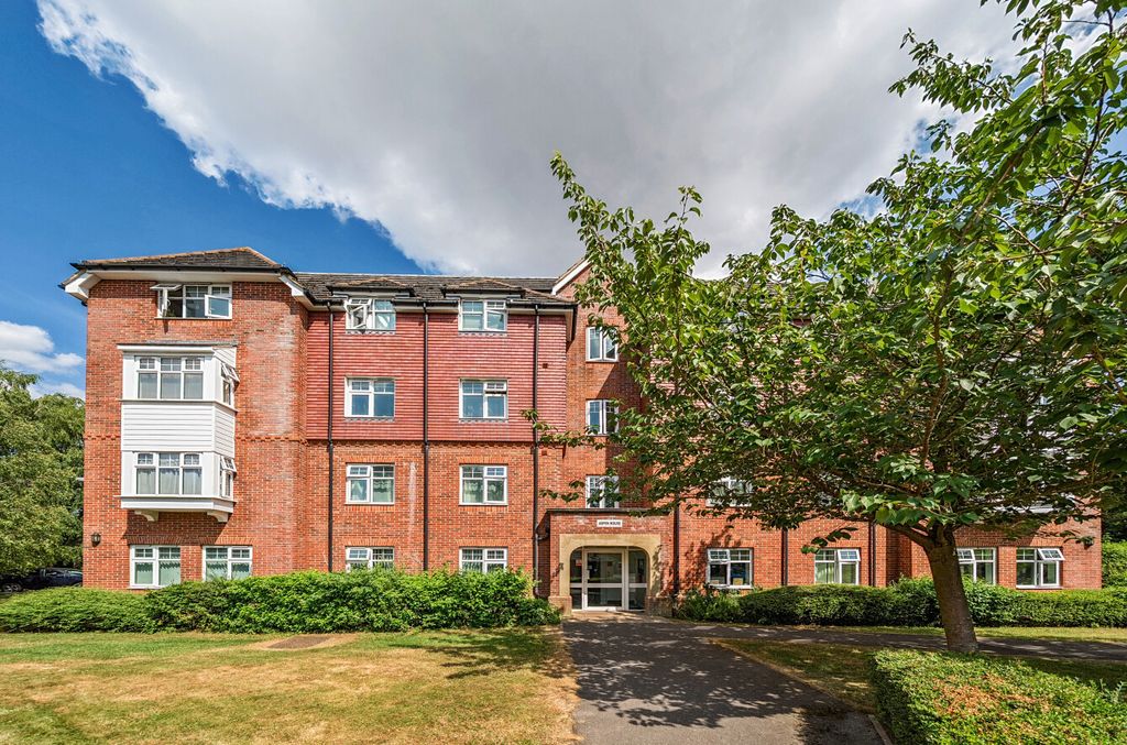Property photo 1 of 7 1482693-17-6A4Fad...