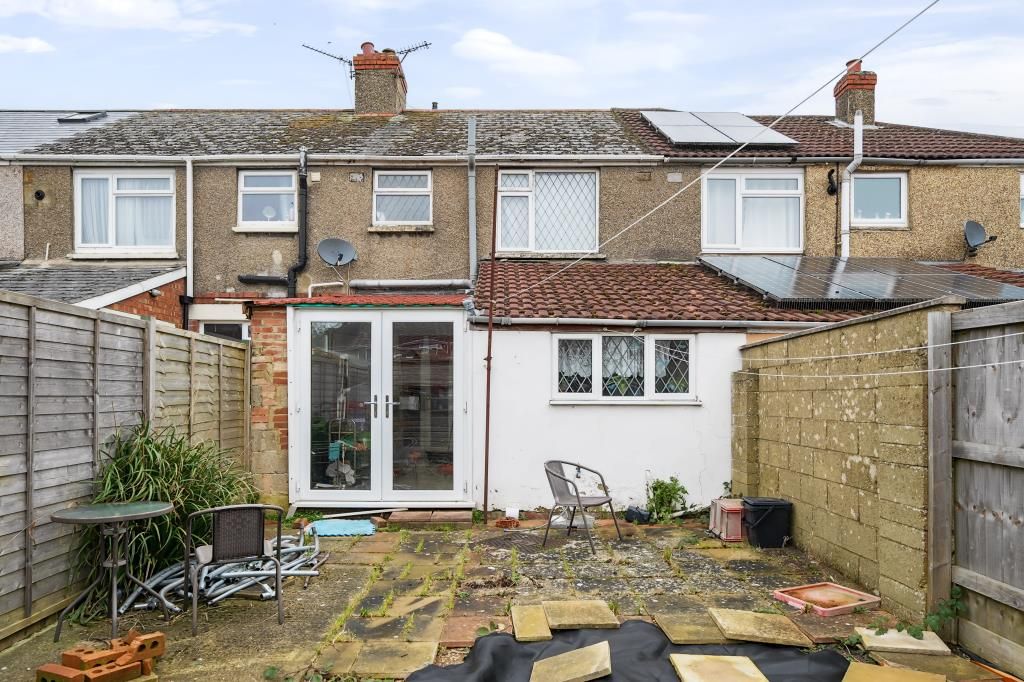 Property photo 3 of 14 Garden View
