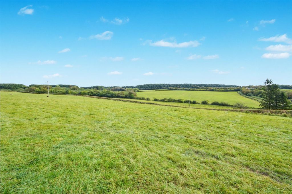 Property photo 1 of 2 Land