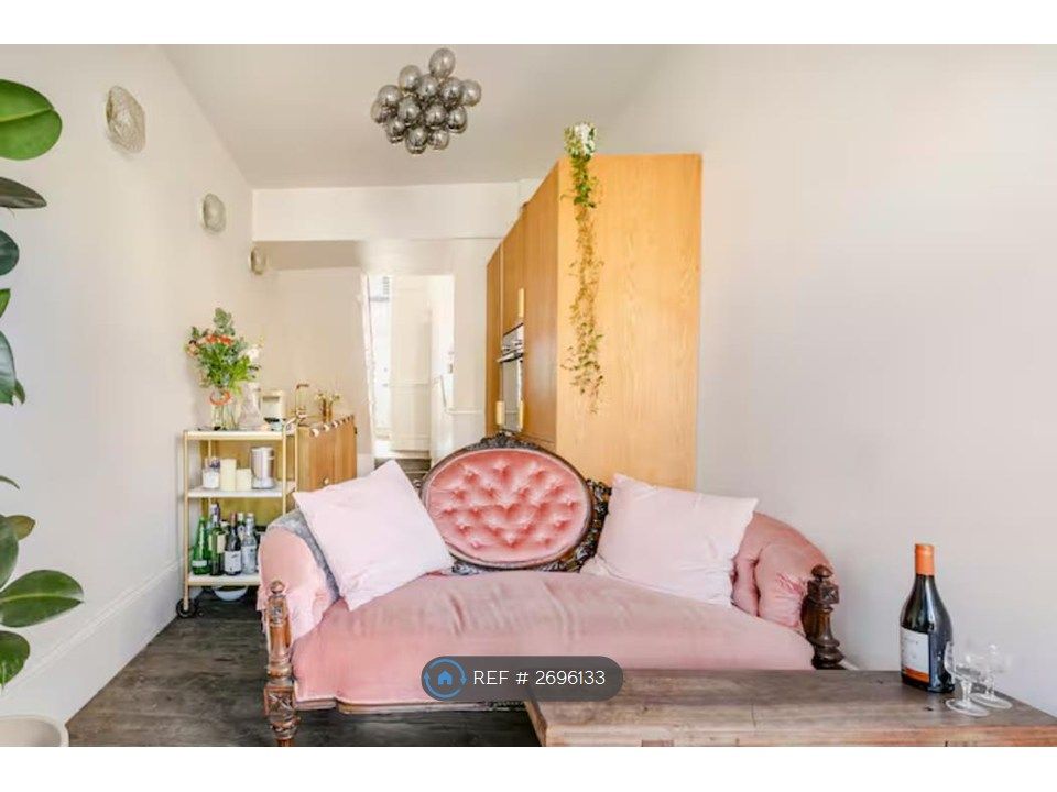 Property photo 2 of 22 Living Area