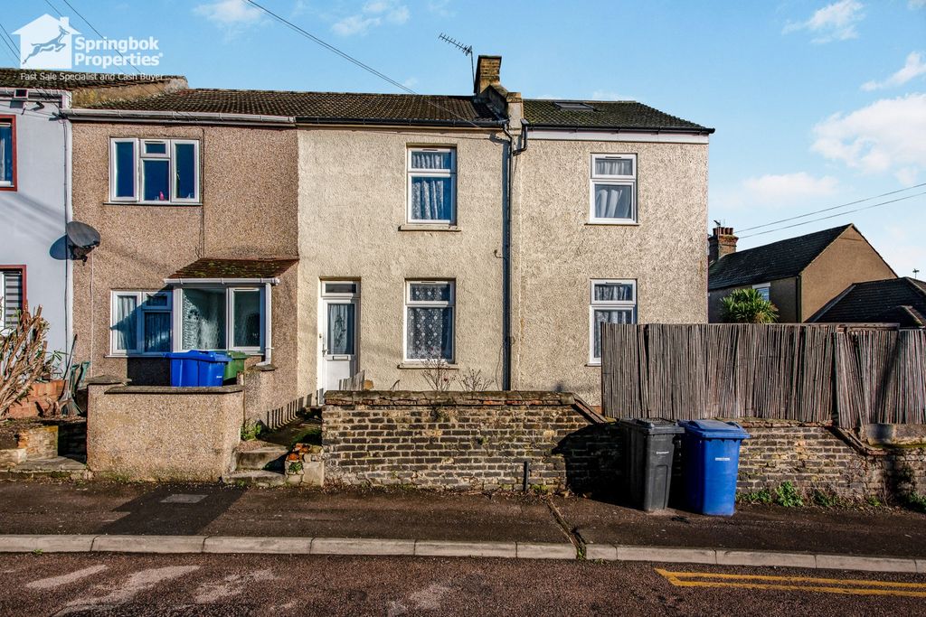 Property photo 1 of 21 Front View