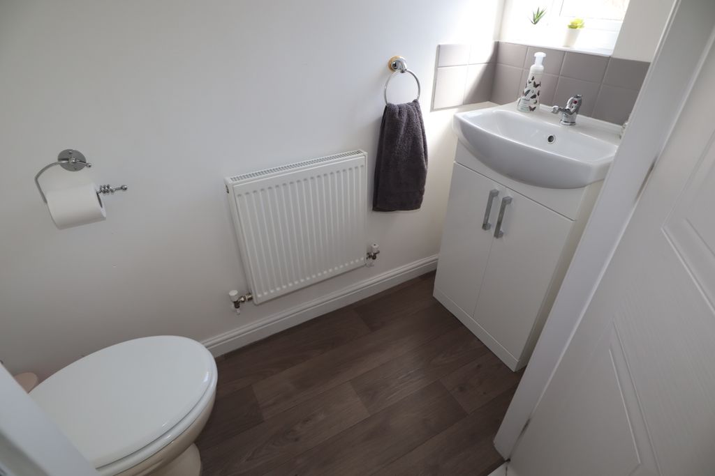 Property photo 3 of 14