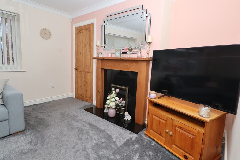 Property photo 3 of 20 Img_7331