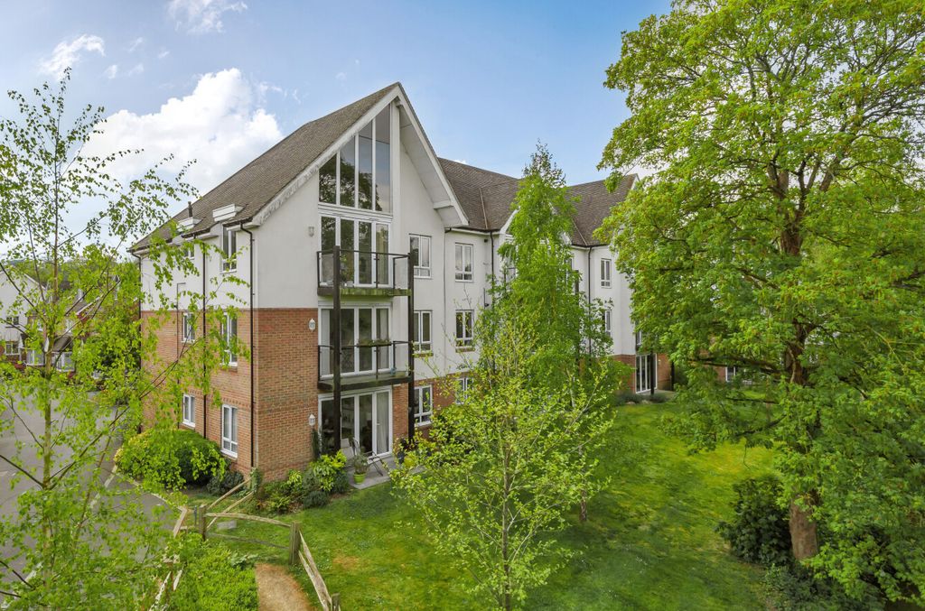 Property photo 1 of 34 1446034-2-69E7436...