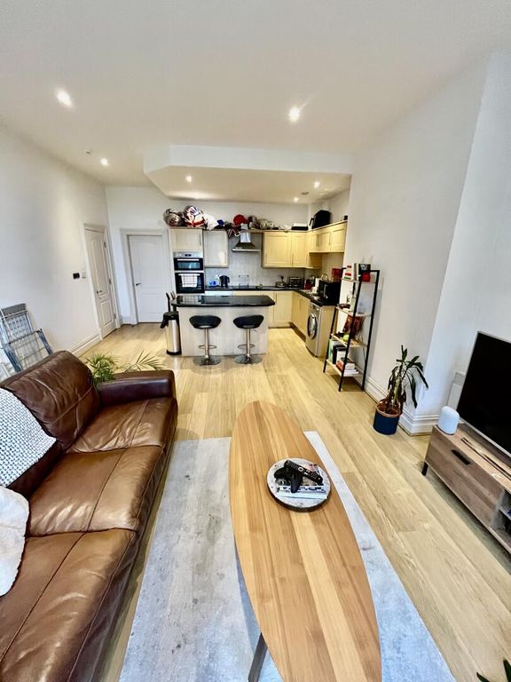 Property photo 3 of 9 Living Room