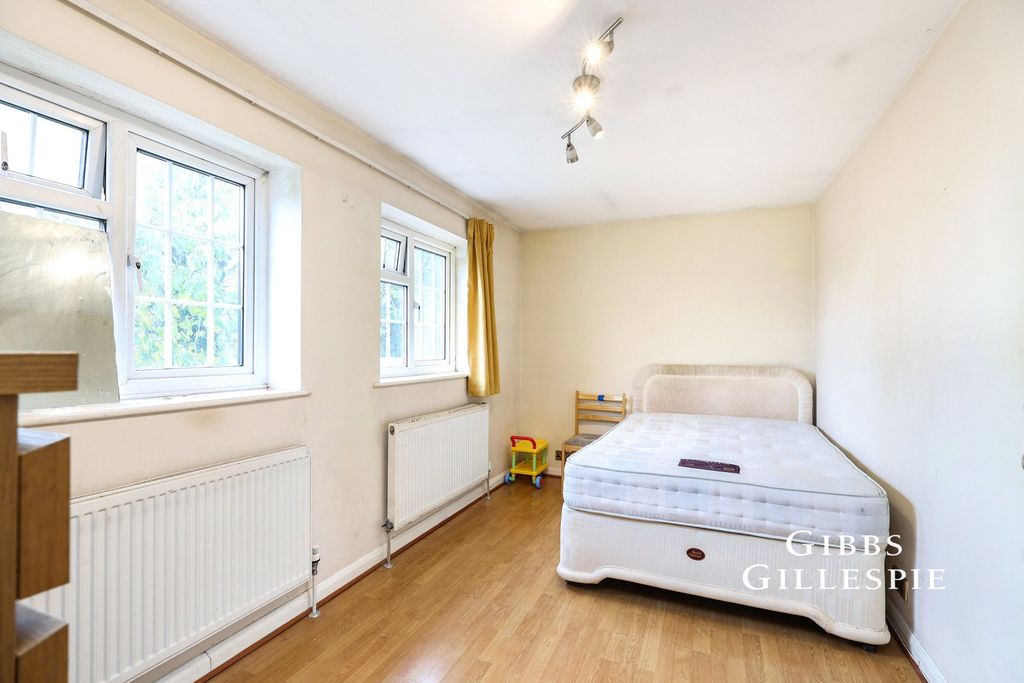 Property photo 3 of 10 Picture No. 21