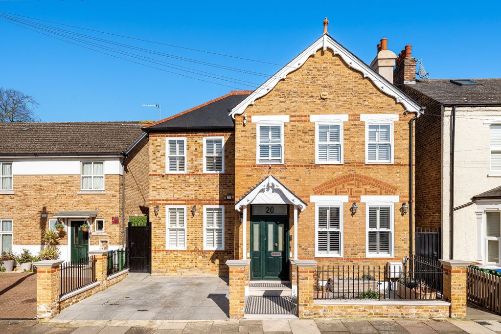 Property photo 1 of 29 5214111