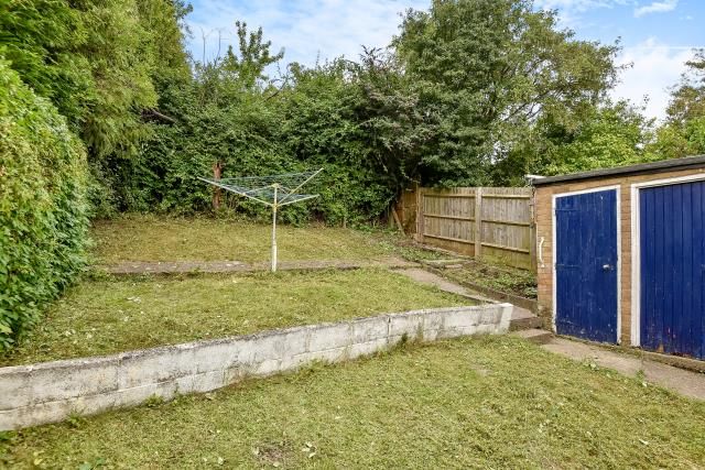 Property photo 2 of 9 Garden View