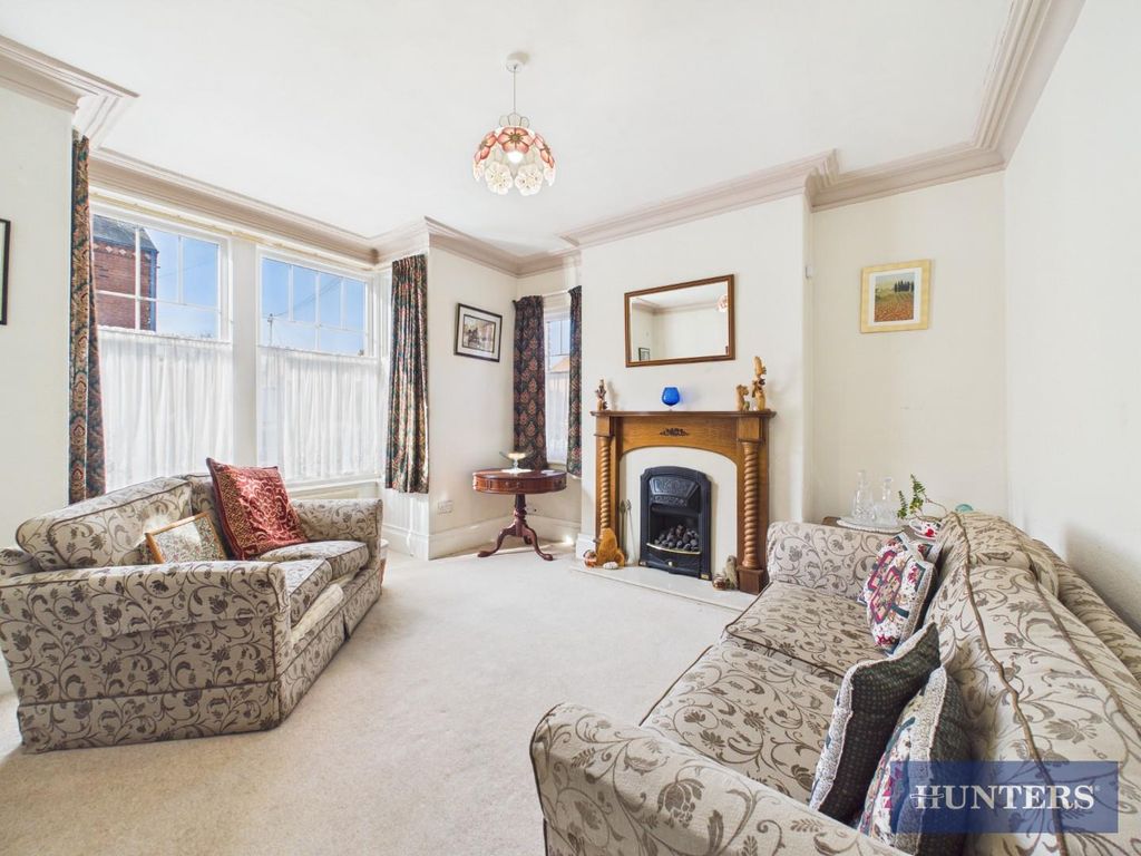 Property photo 2 of 15 Living Room