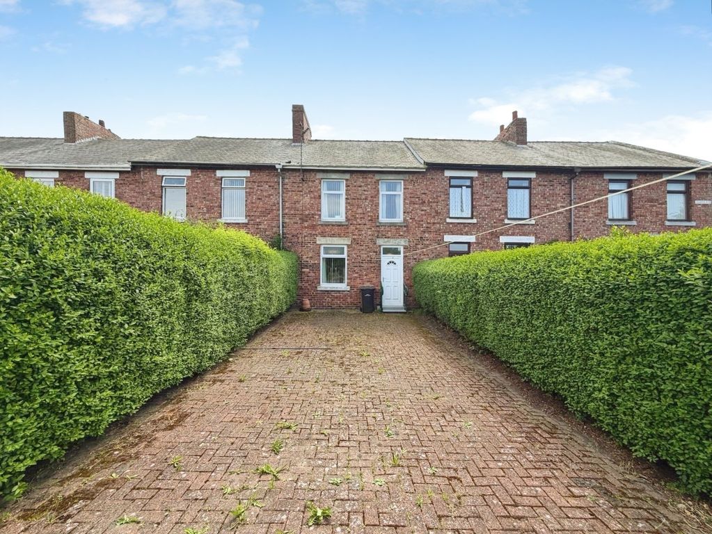 Property photo 1 of 15 External