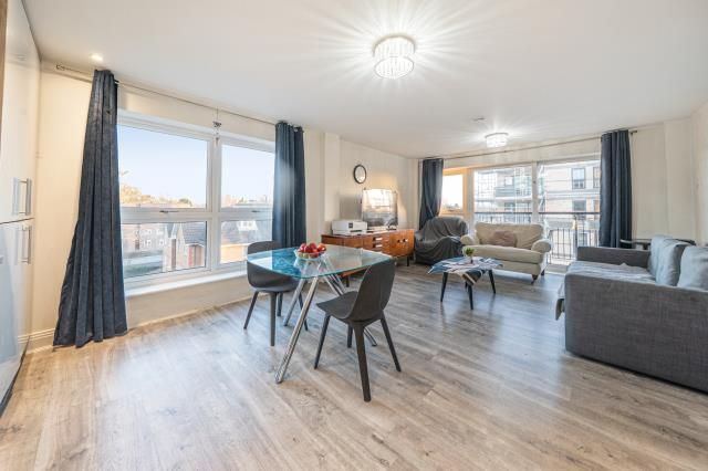 Property photo 1 of 17 Living/Dining Area