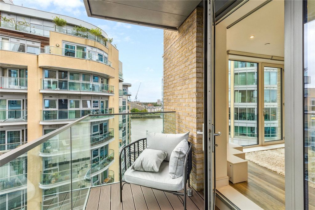 Property photo 2 of 13 Exterior