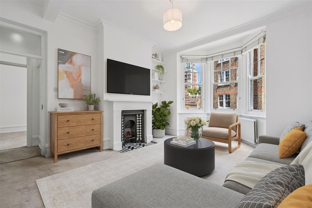 Property photo 2 of 8 For Sale - Arlington Park Mansions, W4