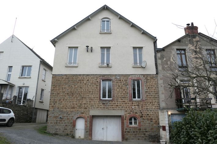 Property photo 1 of 10