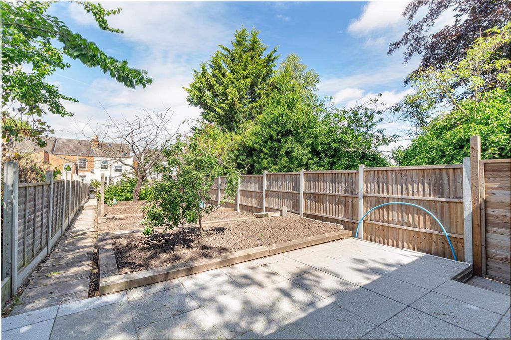 Property photo 3 of 19 Garden-1.Jpg