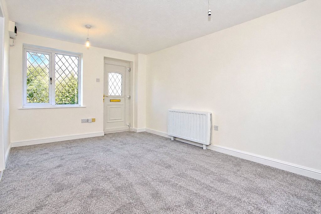 Property photo 3 of 6 Picture No. 14