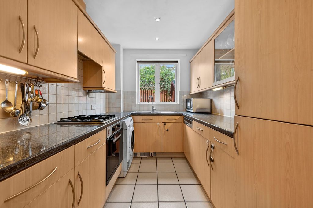 Property photo 3 of 15