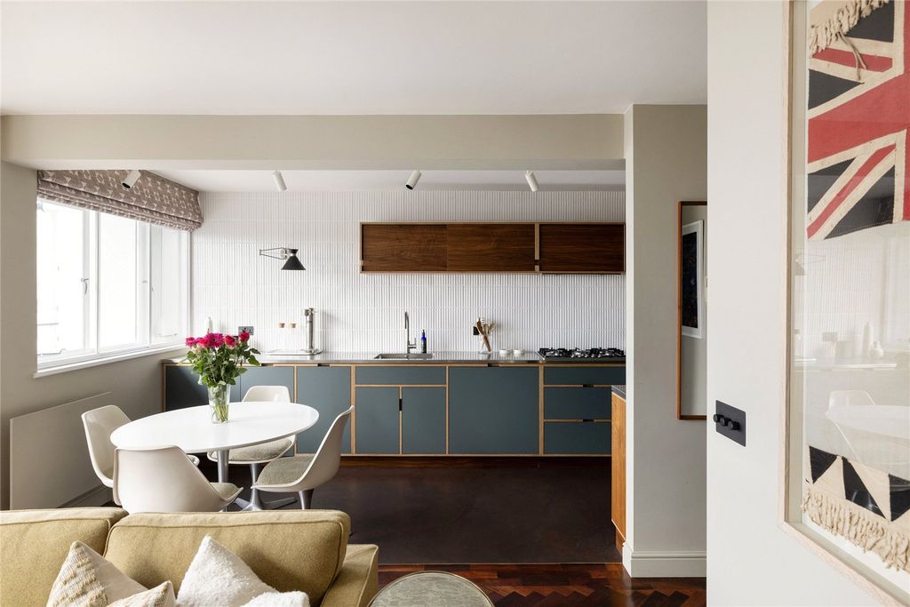 Property photo 2 of 17 Picture No. 05