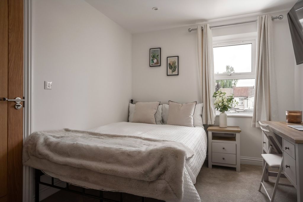 Property photo 2 of 12 Picture No. 02