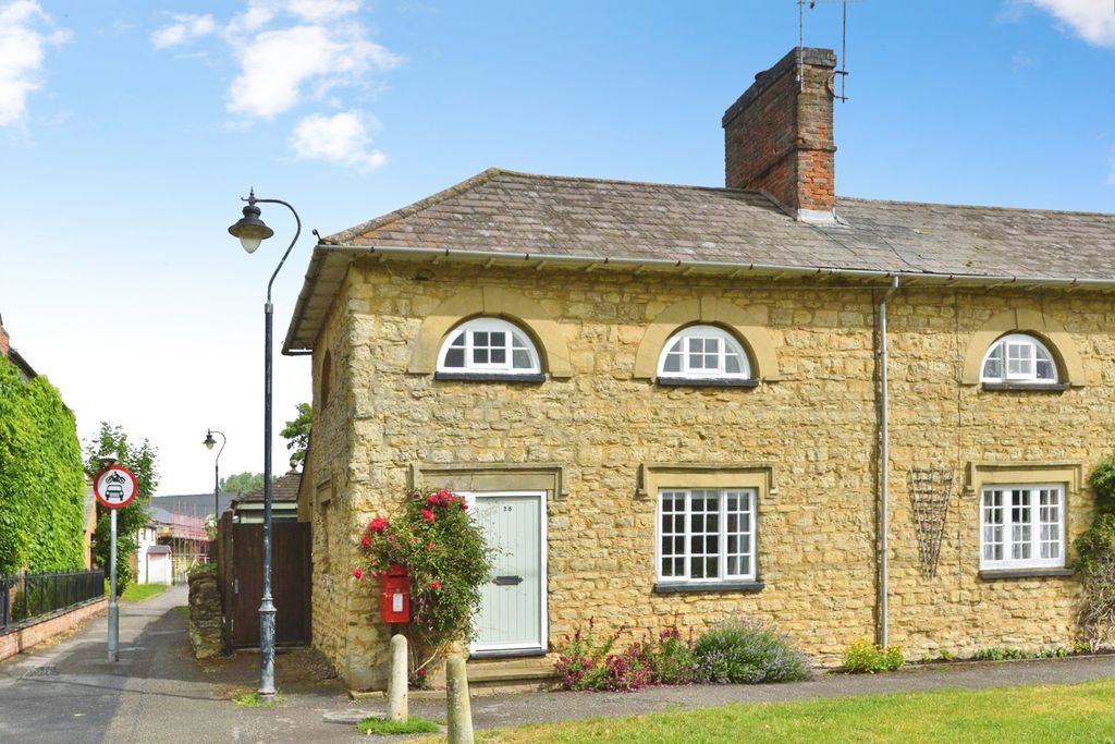 Property photo 1 of 19 Pbox-Img.Jpg