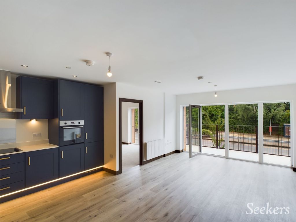 Property photo 1 of 8 Photo 10