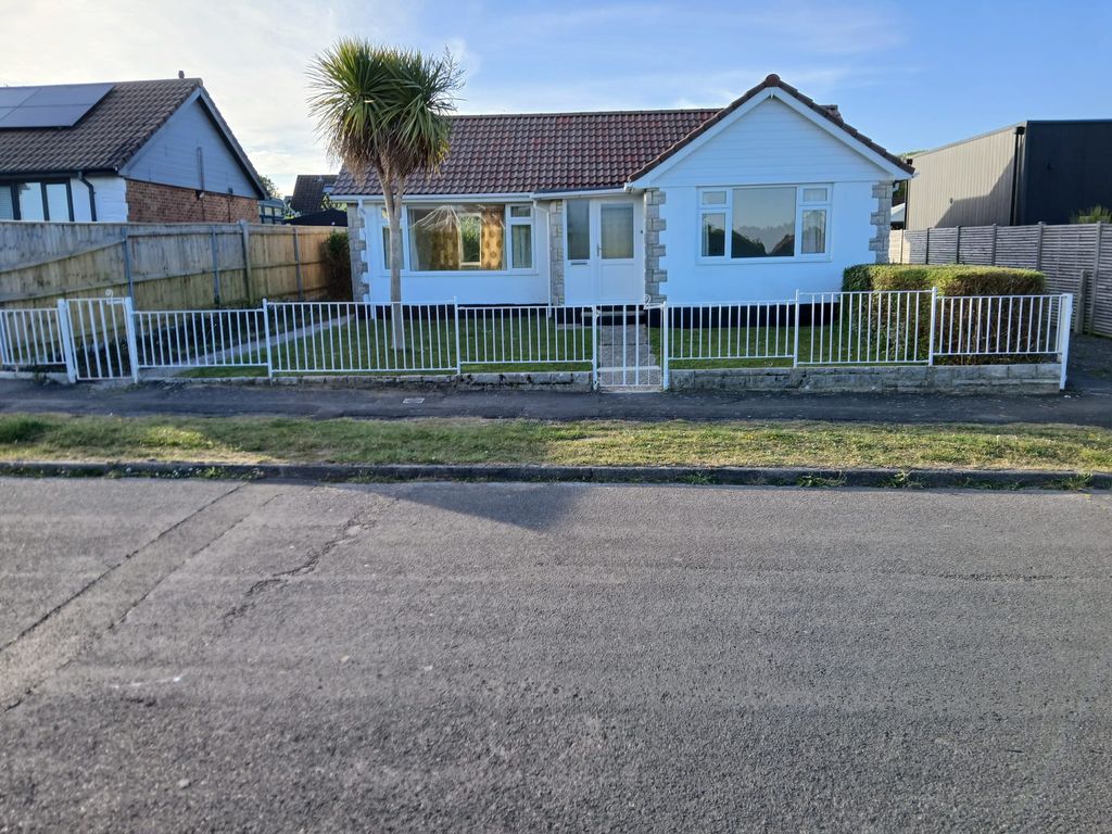 Property photo 1 of 33