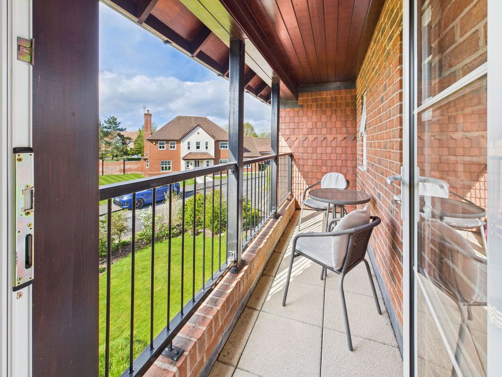 Property photo 3 of 37