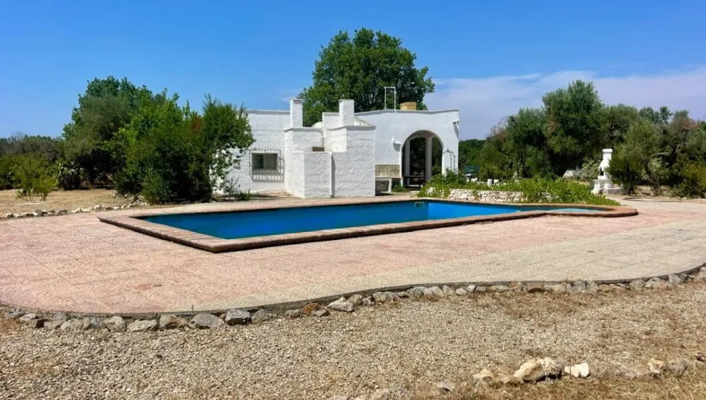 Property photo 2 of 15